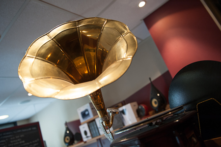 Hi-Visit Hifi Corner Antwerpen 2012 Hi-Visit Hifi Corner Antwerpen 2012