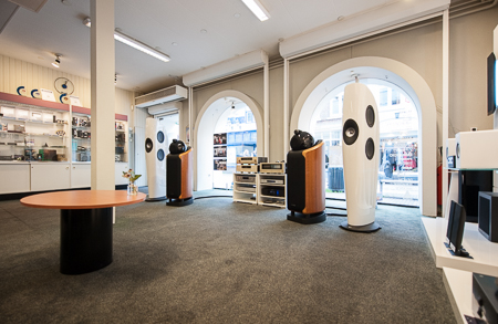 Hi-Visit Poulissen Hifidelity Jaarboek Hi-Visit Poulissen Hifidelity Jaarboek