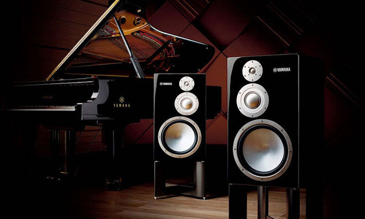 Yamaha NS-5000 bij Stassen Yamaha NS-5000 bij Stassen