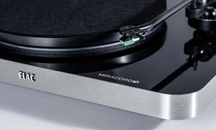 Review ELAC Miracord 70 Review ELAC Miracord 70
