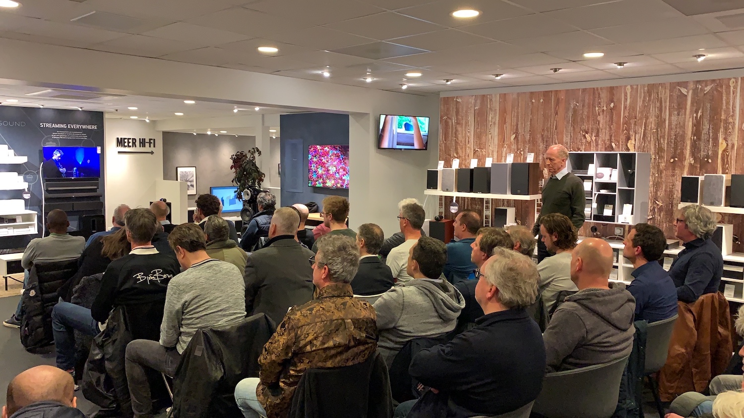 Peter Lyngdorf bij HiFi Klubben Amsterdam - maart Peter Lyngdorf bij HiFi Klubben Amsterdam - maart