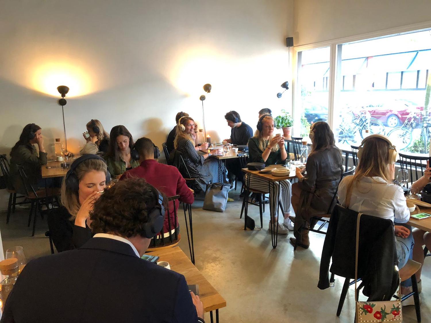 HiFi Klubben luister en proef HiFi Klubben luister en proef
